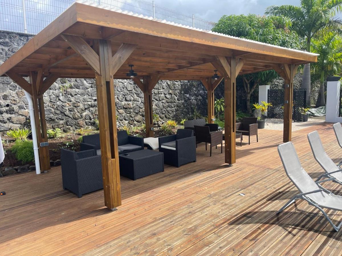 Grande Villa Au Calme - Vue Exceptionnelle - Climatisation - Piscine Sel Chauffee - Jardin Tropical Vincendo المظهر الخارجي الصورة