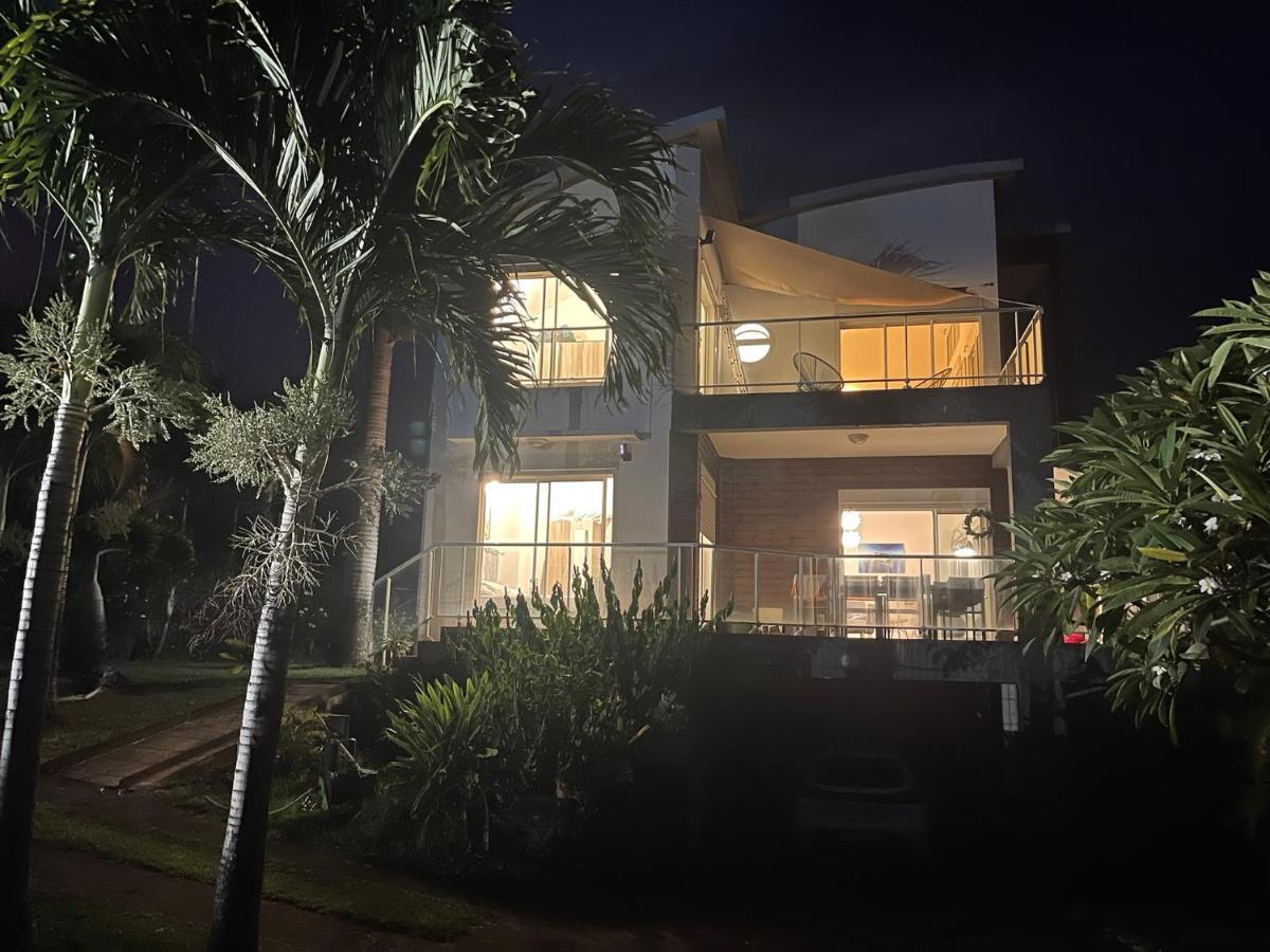 Grande Villa Au Calme - Vue Exceptionnelle - Climatisation - Piscine Sel Chauffee - Jardin Tropical Vincendo المظهر الخارجي الصورة