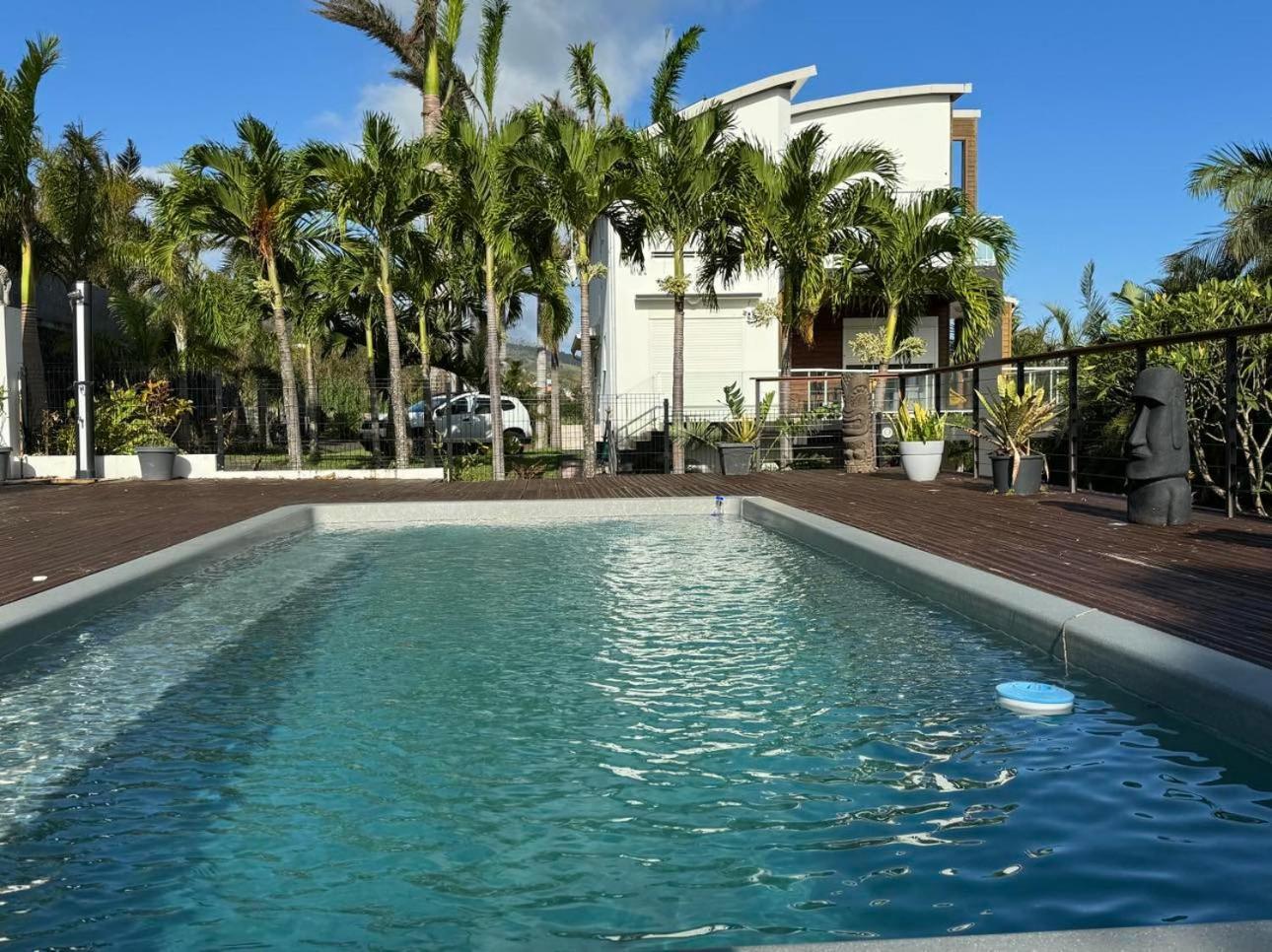 Grande Villa Au Calme - Vue Exceptionnelle - Climatisation - Piscine Sel Chauffee - Jardin Tropical Vincendo المظهر الخارجي الصورة