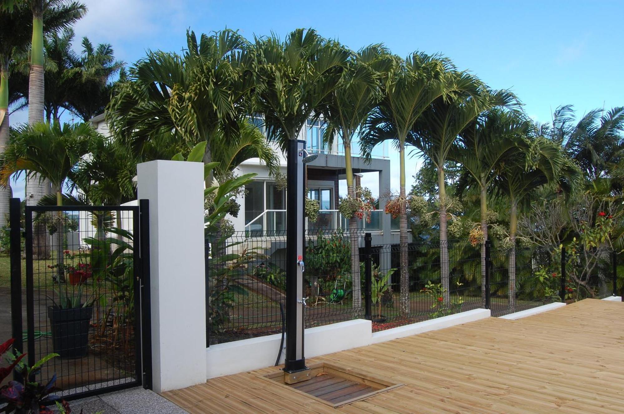 Grande Villa Au Calme - Vue Exceptionnelle - Climatisation - Piscine Sel Chauffee - Jardin Tropical Vincendo المظهر الخارجي الصورة